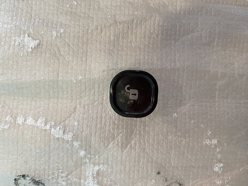 Кнопка отсоединения загрузочной части мясорубки для мясорубки Philips HR 2730