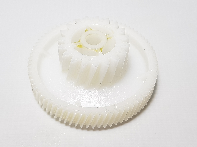 Шестерня малая для мясорубки Zelmer Шестерня малая для мясорубки Zelmer