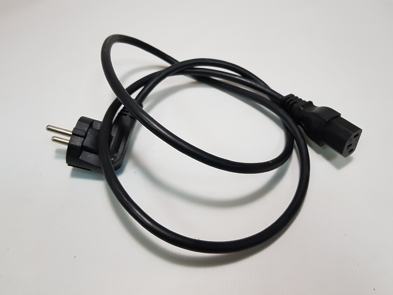 Провод 220 В для  мультиварки