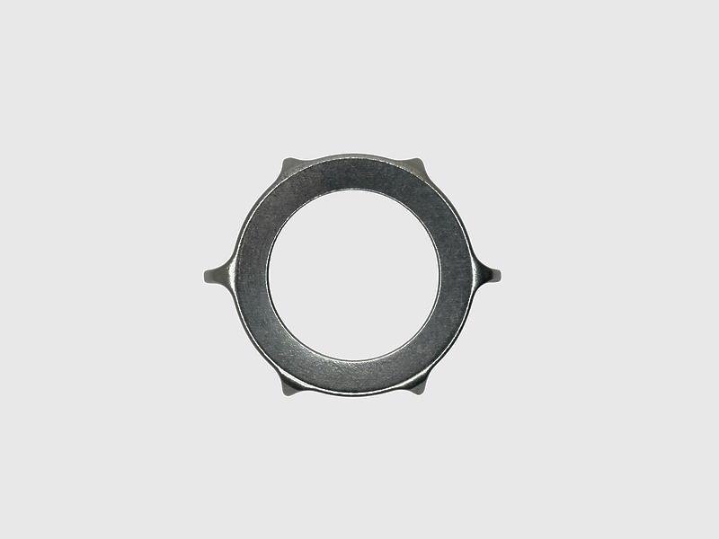 Кольцо зажимное (гайка тубуса) для насадки мясорубки AT261 кухонного комбайна Kenwood KW707098