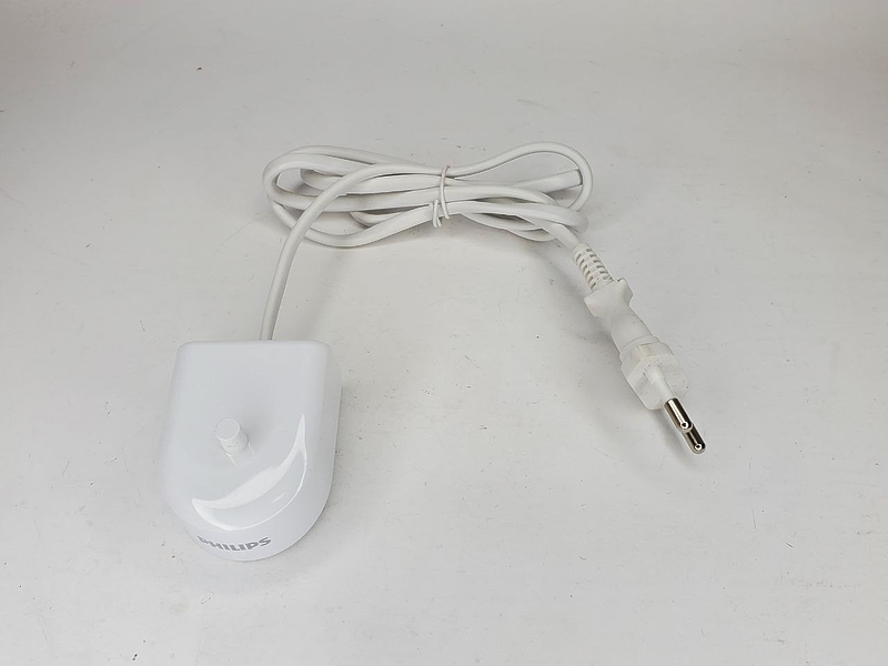 Зарядное устройство для зубной щетки Philips HX6100