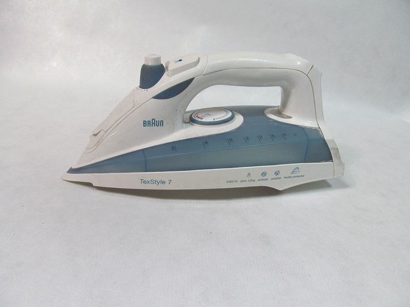 Верхняя часть утюга в сборе от утюга Braun TexStyle 7