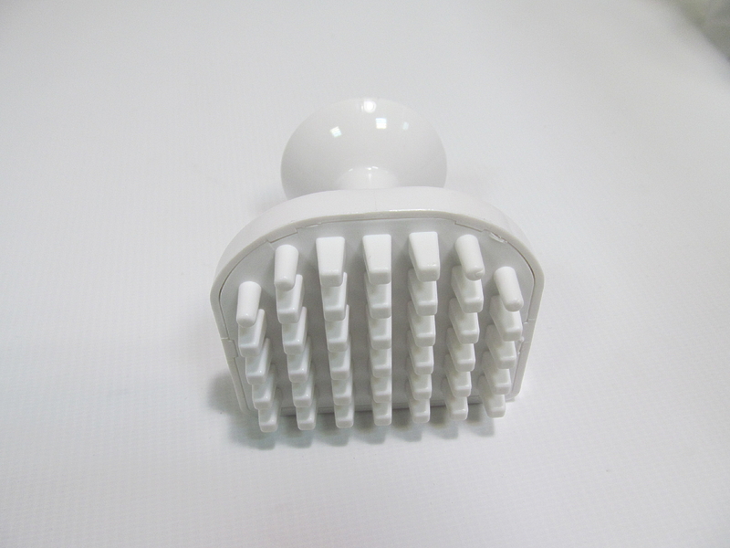 Приспособление для очистки решётки Redmond RHB-2957