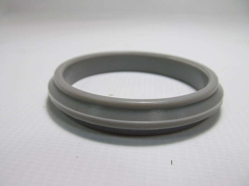 Уплотнительное кольцо для мясорубок Moulinex ME40 (HV4) Уплотнительное кольцо для мясорубок Moulinex ME40 (HV4)