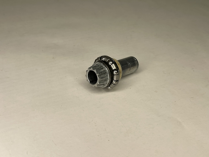 Часть оригинальной шестерни для кухонного комбайна Bosch MUM52120/06