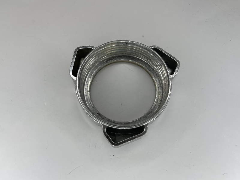 Гайка на корпус шнека для мясорубки Polaris PMG 2561