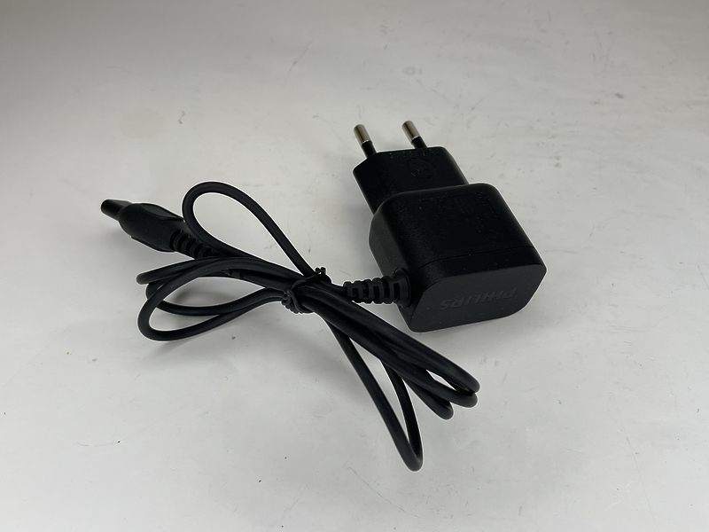 Блок зарядного для электробритвы Philips S5587/30