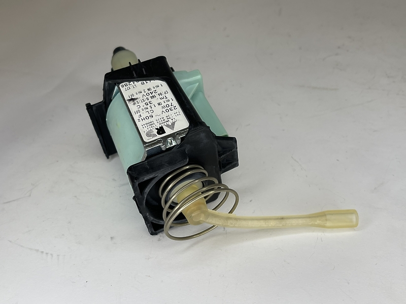 Помпа ARS CL10 01286 для кофеварки Delonghi Nispresso EN520.W