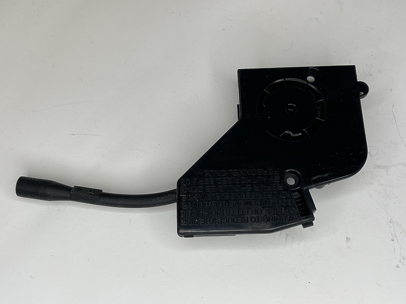 Штуцер бака воды для кофеварки Delonghi Nispresso EN520.W