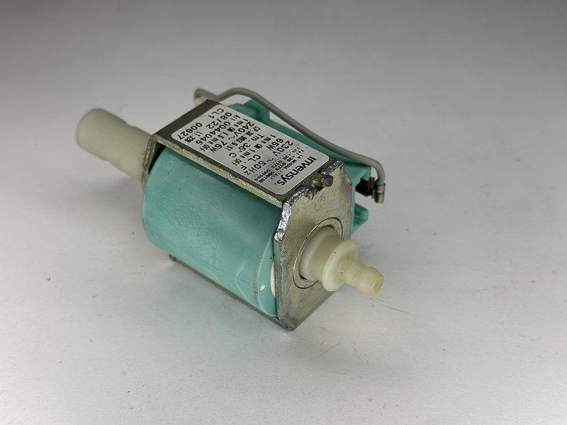 Помпа invensys 0044045 для кофемашины Bosch Benvenuto TCA 6