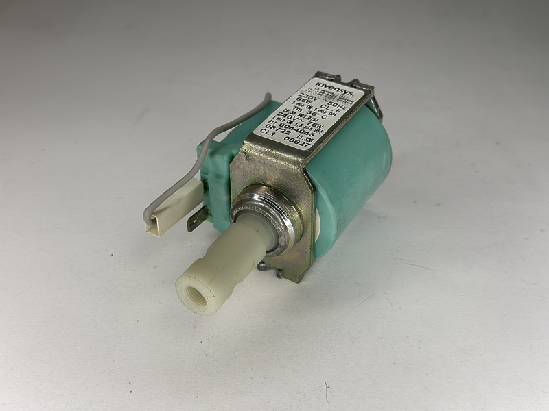 Помпа invensys 0044045 для кофемашины Bosch Benvenuto TCA 6