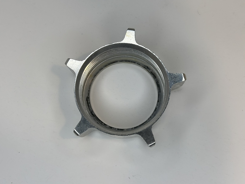 Гайка на корпус шнека для мясорубки Redmond RMG-1235