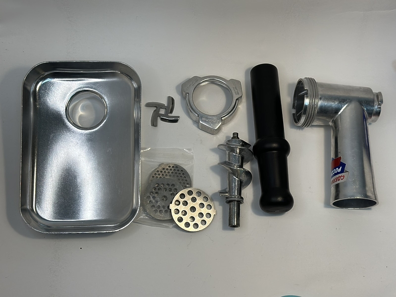 Мясорубка Polaris PMG 2546