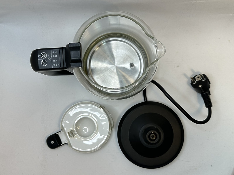 Чайник электрический Polaris PWK 1720 CGLD белый