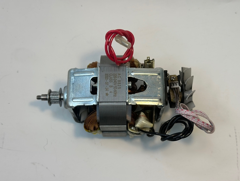 Двигатель (мотор) AC 8825 для кухонной машины Redmond RKM-4030