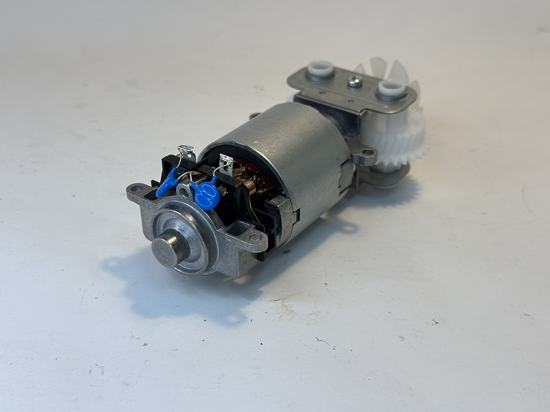 Двигатель (мотор) KH47/83-D для миксера