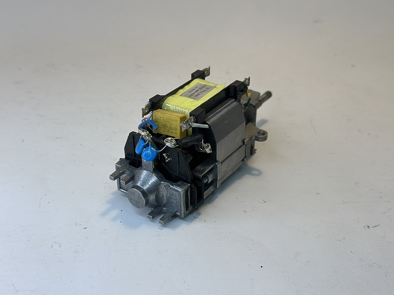 Двигатель (мотор) HY4530 20 для миксера