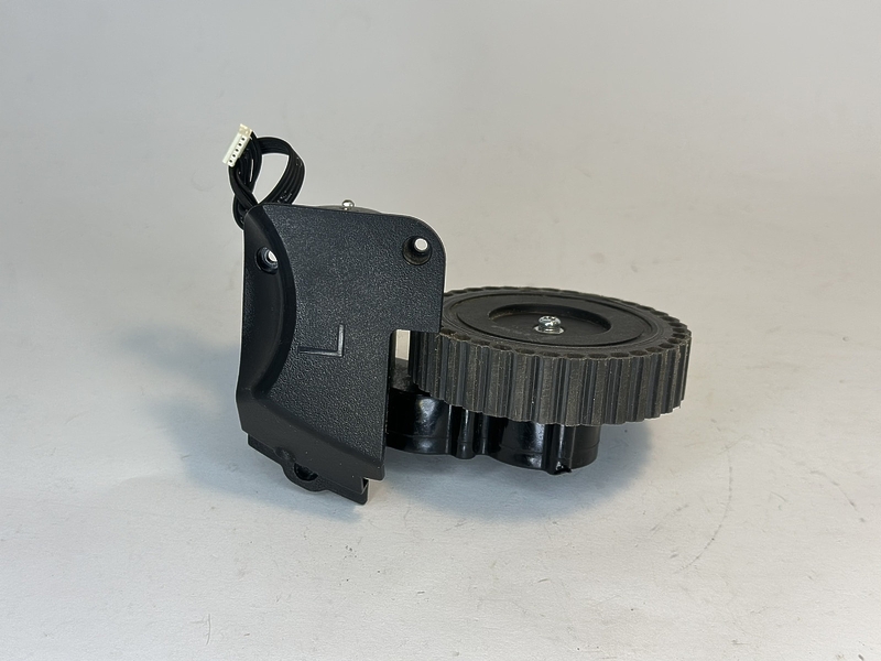 Колесо с двигателем (мотором) левое для робота-пылесоса Polaris PVCR 0726W