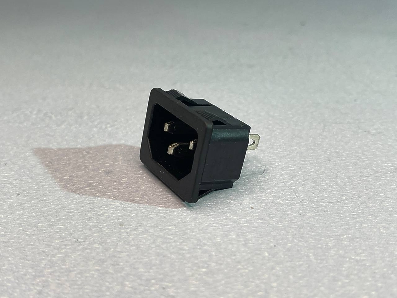 Разъём питания для мультиварки Bosch MUC22B42RU (CNMC01A)