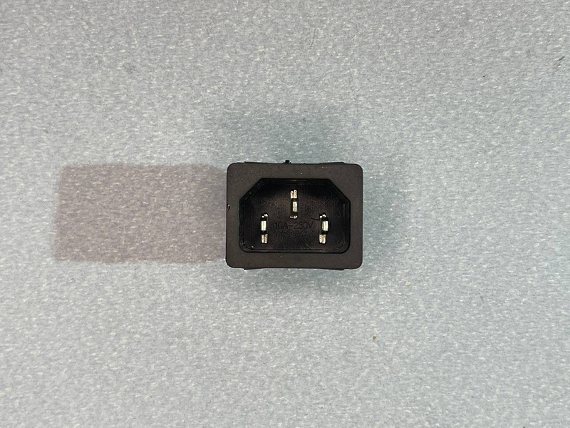 Разъём питания для мультиварки Bosch MUC22B42RU (CNMC01A)