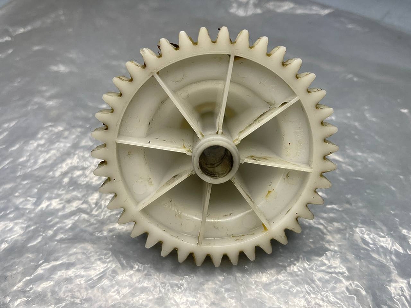 Шестерня для кухонного комбайна Kenwood KM260-KM266 - KW713104