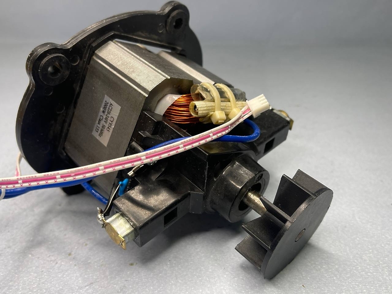 Двигатель (мотор) для блендера, миксера KitFort KT-1310 CY9545