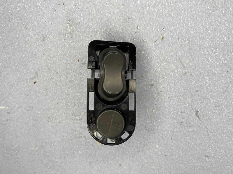 Кнопка для cоковыжималки Moulinex Elea Duo JU385