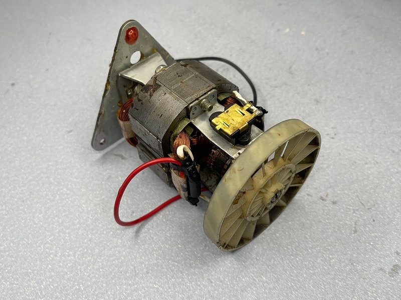 Двигатель (мотор) для соковыжималки Moulinex Elea Duo JU385