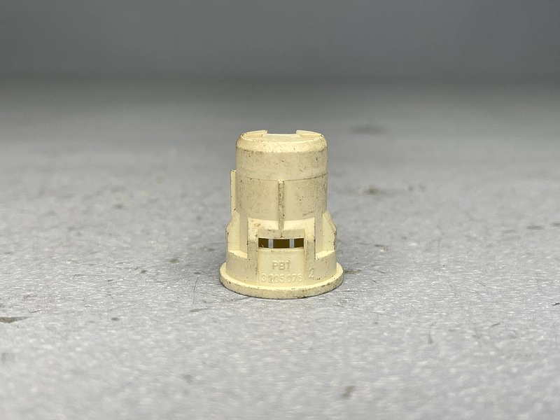 Часть корпуса №6 для кухонного комбайна Braun P 700