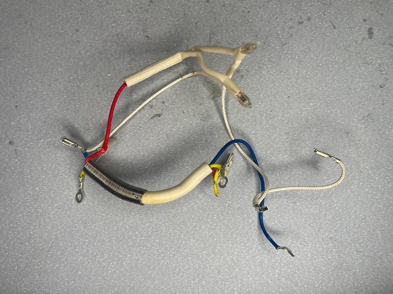 Провода с индикатором нагрева для сэндвичницы Scarlett SC-TM11035