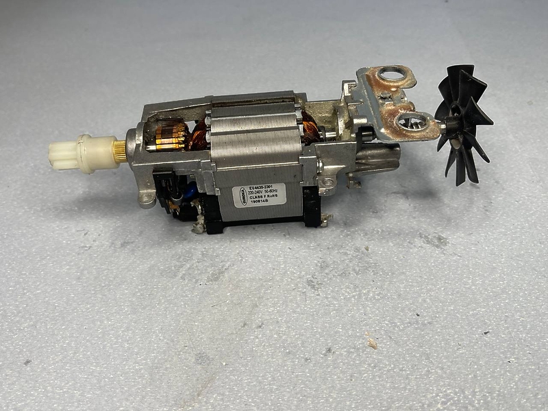 Двигатель (мотор) для миксера Moulinex HM613 EU4435-2301