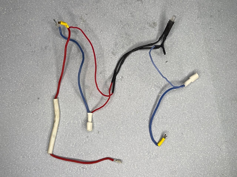 Индикатор работы и термопредохранитель для паровой швабры пароочистиеля Endever Odyssey Q-604