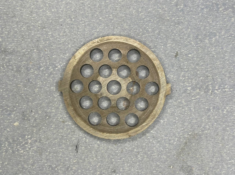 Решетка 2 основная крупная для мясорубки HOLT HT-MG-009