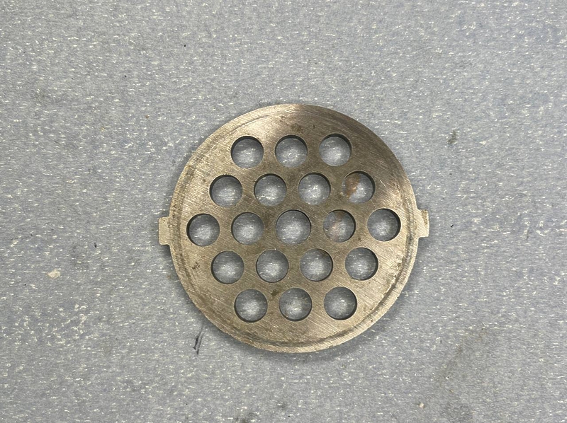 Решетка 2 основная крупная для мясорубки HOLT HT-MG-009