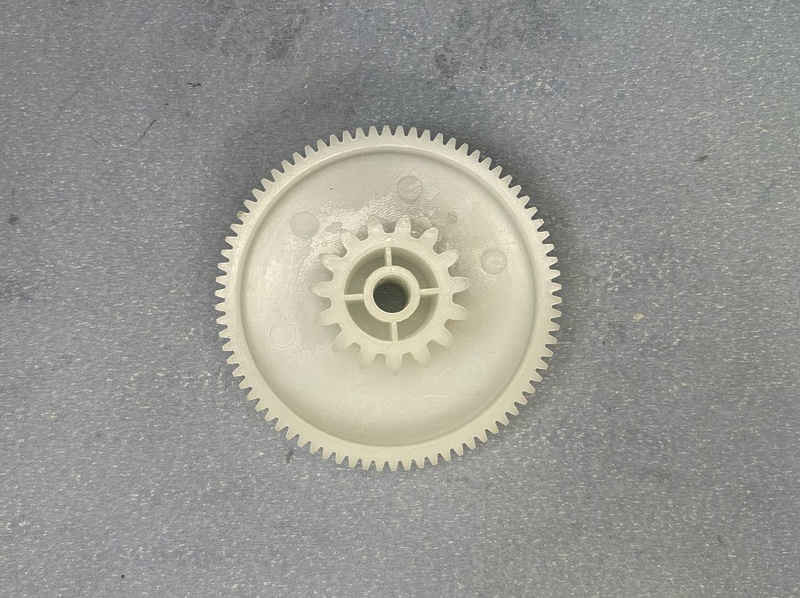 Шестерня большая для мясорубки Endever MG-48