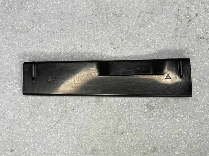 Фиксатор боковой крышки для кофемашины Nivona 646