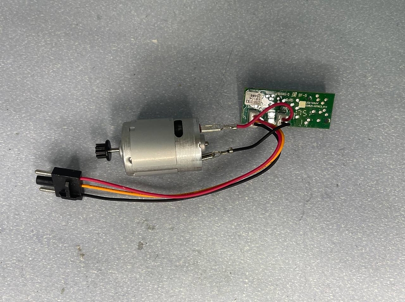 Двигатель (мотор) JBSD380PM22108C с платой питания CORJ5-1078B1_v1.6 для пылесоса Philips FC6802