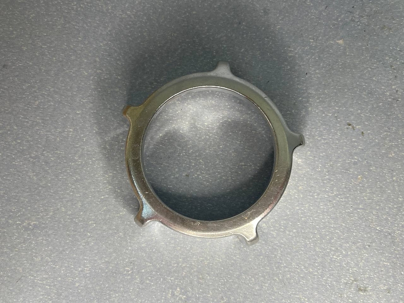 Гайка на корпус шнека для мясорубки Redmond RMG-1224