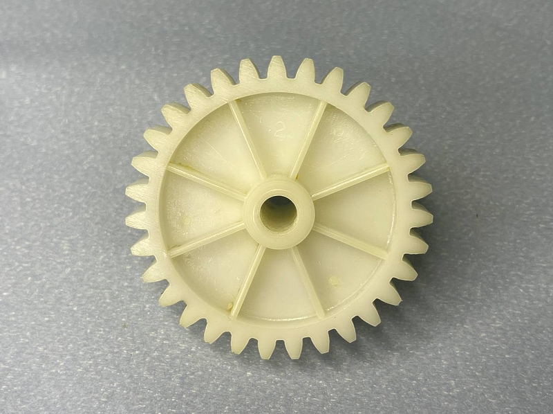 Шестерня средняя для мясорубки First FA-5141-1