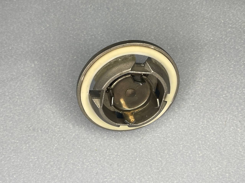 Посадочные место с валом для хлебопечки Redmond RBM-1908