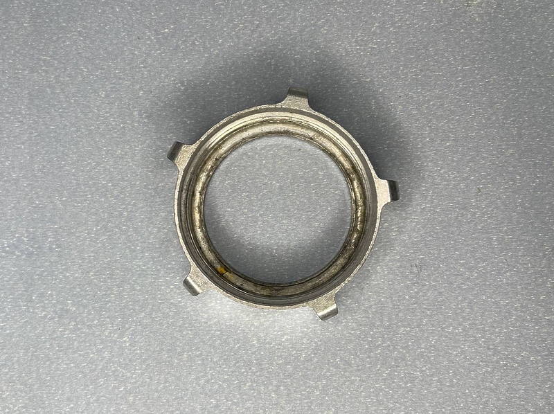 Гайка на корпус шнека для мясорубки Scarlett SC-MG45S65