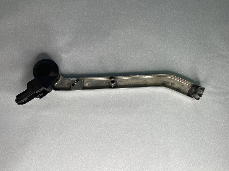 Ручка правая для гриля Redmond RGM-M814