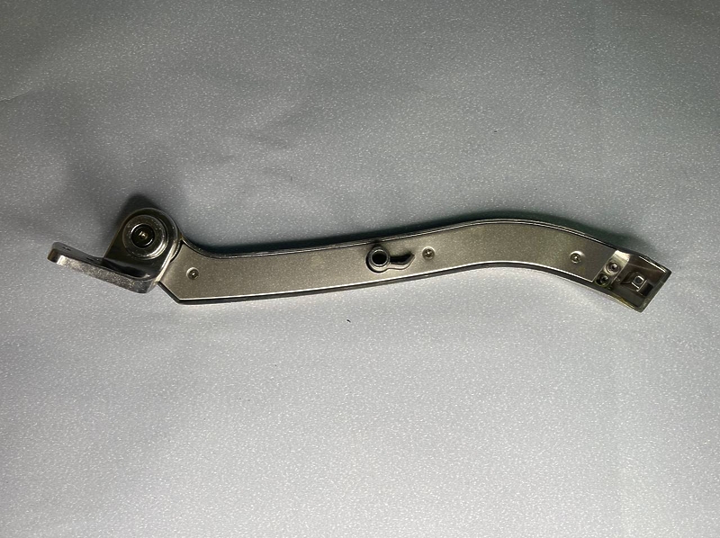 Ручка левая для гриля Redmond RGM-M825P