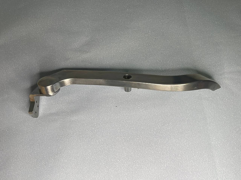 Ручка левая для гриля Redmond RGM-M825P