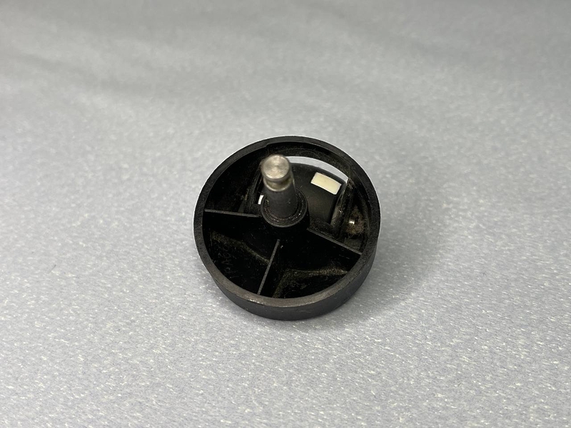 Колесо для робота-пылесоса Redmond RV-R500