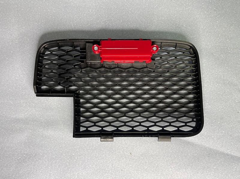 Крышка фильтра для пылесоса Redmond RV-C336