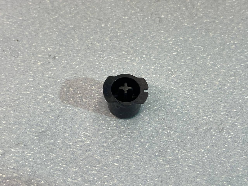 Кнопка пластиковая включения холодного воздуха для фена Redmond RF-516