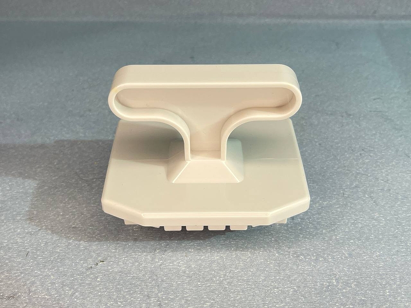 Приспособление для очистки насадки для нарезки кубиками для блендера Redmond RHB-2974