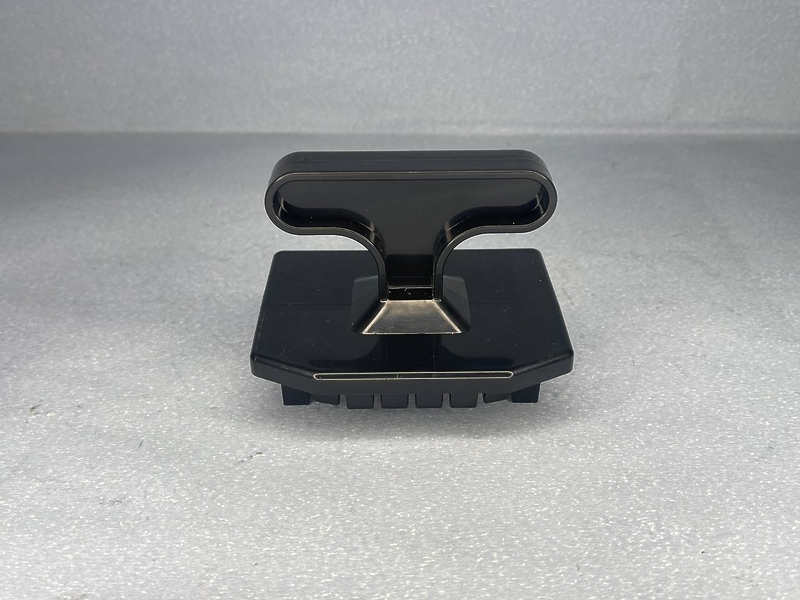 Приспособление для очистки насадки для нарезки кубиками для блендера Redmond RHB-2976