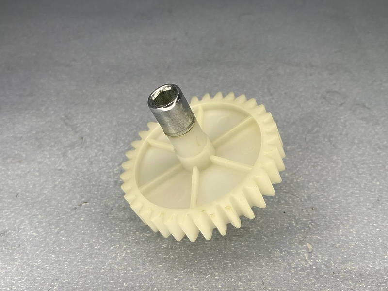 Шестерня большая для мясорубки Redmond RMG-1224